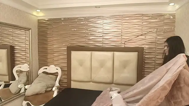 sofiaclauss online show from 10-26-25, 09:21