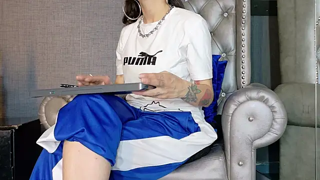 LusstCruella online show from 10-19-25, 03:56