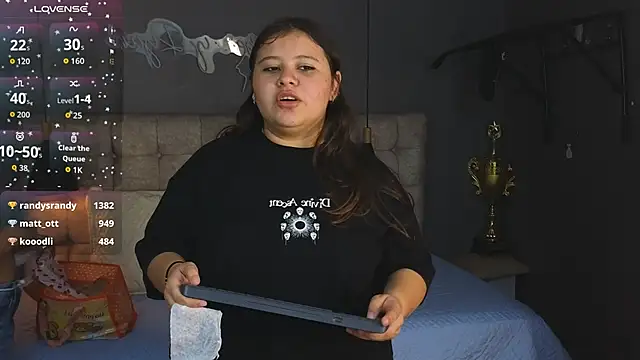 Laia and Aloby online show from 11-01-25, 10:23