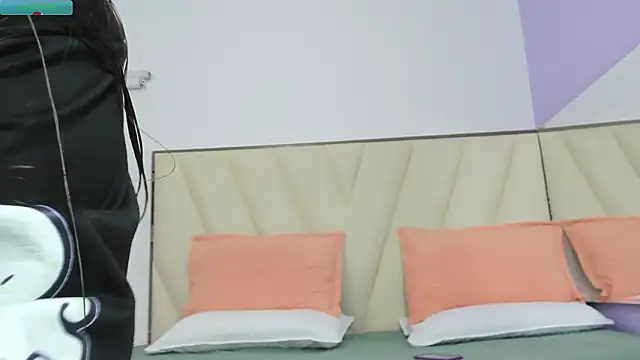 Laia and Aloby online show from 01-31-26, 10:08