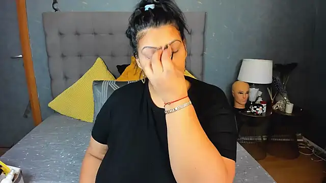 AmyCubes online show from 03-06-26, 07:05