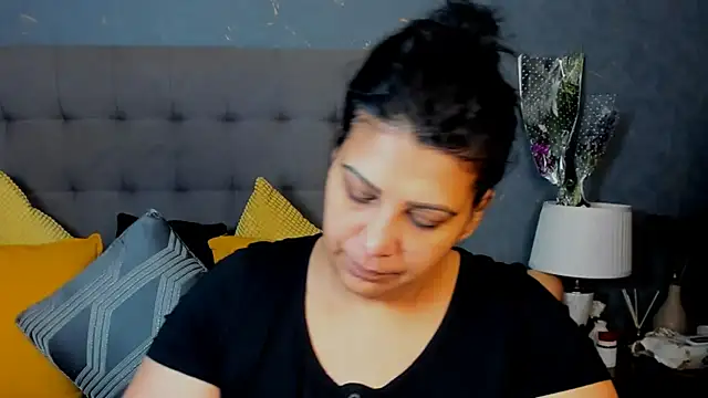 AmyCubes online show from 03-12-26, 05:24