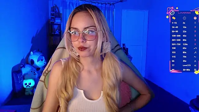 Snapshot of 7Hana7 chatting on 03-22-26, 01:42 7Hana7 online show from 03-22-26, 01:42