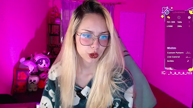 Snapshot of 7Hana7 chatting on 03-31-26, 06:41 7Hana7 online show from 03-31-26, 06:41