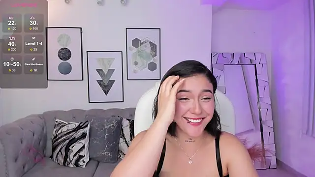 Snapshot of kendaall_jenner_ chatting on 01-11-25, 07:49 kendaall jenner online show from 01-11-25, 07:49