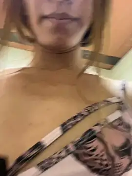 Nikol Rang   online show from 02-20-25, 05:01