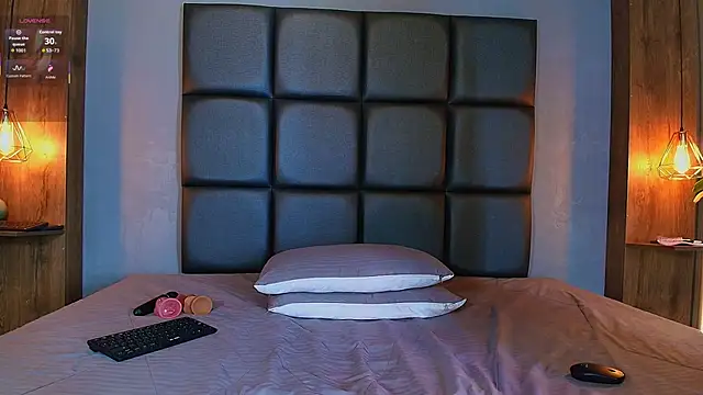 alexxa ortiz online show from 09-21-25, 12:45