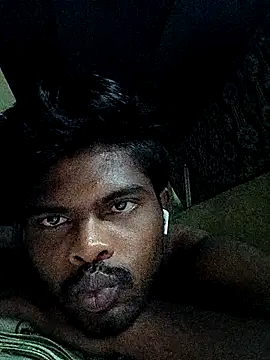 Snapshot of king8580 chatting on 10-01-25, 03:18 king8580 online show from 10-01-25, 03:18