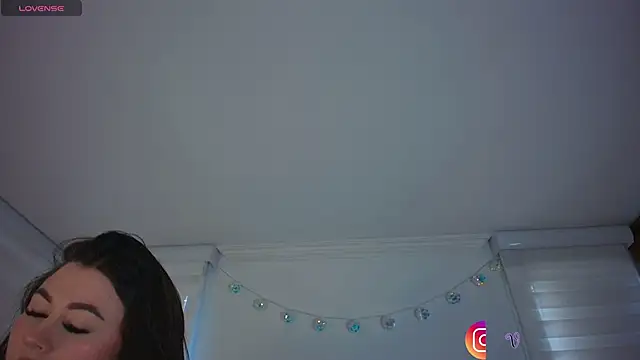 venusleroy  online show from 01-14-26, 10:25