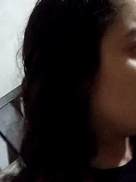 lucylovles online show from 01-16-25, 04:38