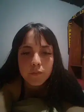 lucylovles online show from 04-05-26, 12:19