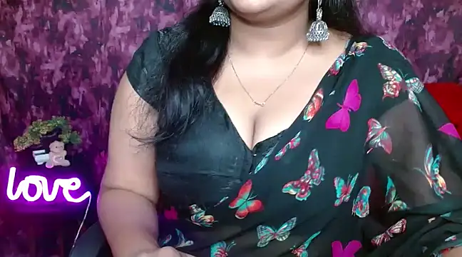 Snapshot of Naughty_Ayesha1 chatting on 01-15-25, 04:04 Naughty Ayesha1 online show from 01-15-25, 04:04