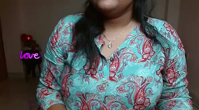 Snapshot of Naughty_Ayesha1 chatting on 02-26-25, 04:47 Naughty Ayesha1 online show from 02-26-25, 04:47