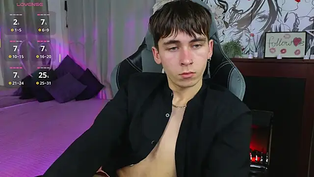 Snapshot of Bad_Boy9996 chatting on 03-17-25, 06:11 Bad Boy9996 online show from 03-17-25, 06:11