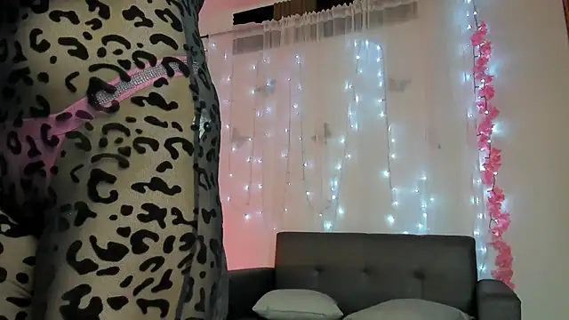 Alaia Love77 online show from 03-13-25, 10:10