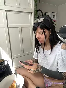 EemaHaruki online show from 12-04-24, 02:59