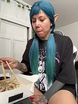 EemaHaruki online show from 12-17-24, 06:42