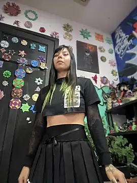 EemaHaruki online show from 12-23-24, 10:23