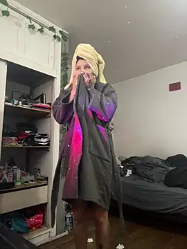 EemaHaruki online show from 12-30-24, 06:05