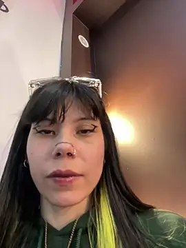 EemaHaruki online show from 01-17-25, 08:11