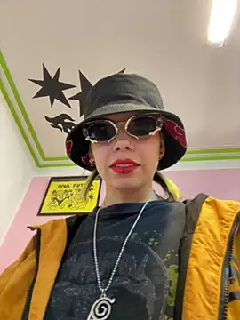 EemaHaruki online show from 01-20-25, 05:59