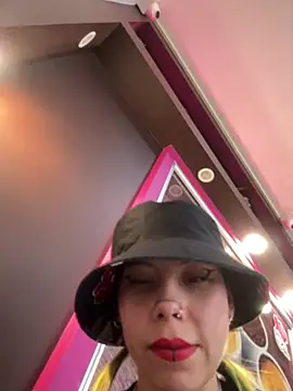 EemaHaruki online show from 01-20-25, 09:01