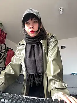 EemaHaruki online show from 10-16-25, 07:48