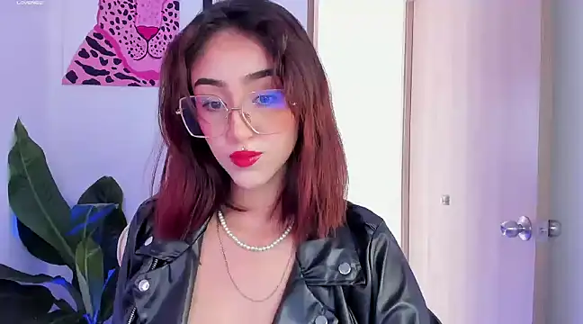 MelodieRoy online show from 02-05-25, 05:09