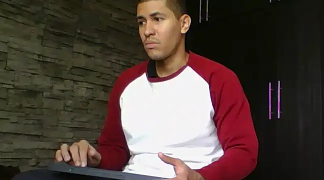 Sexylatin64 online show from 03-07-25, 03:07