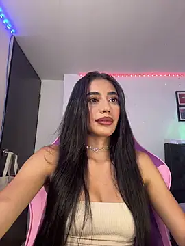 Snapshot of JulietaCheerr chatting on 05-17-26, 12:41 JulietaCheerr online show from 05-17-26, 12:41