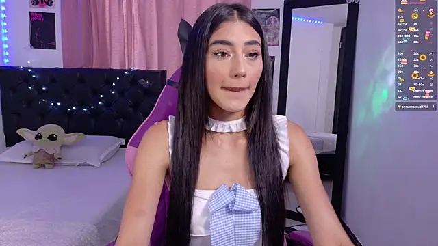 Snapshot of JulietaCheerr chatting on 05-28-26, 02:36 JulietaCheerr online show from 05-28-26, 02:36