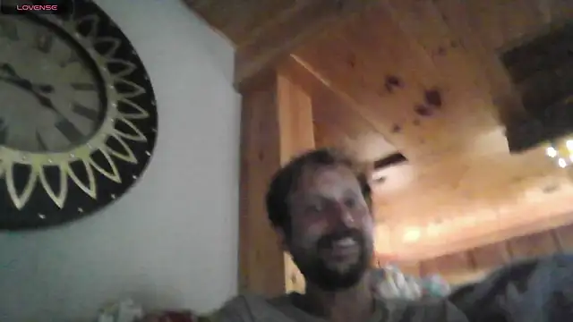 Snapshot of thecatrangler chatting on 09-21-25, 09:27 thecatrangler online show from 09-21-25, 09:27