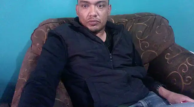 Snapshot of TUMORENO1 chatting on 01-15-25, 10:57 TUMORENO1 online show from 01-15-25, 10:57