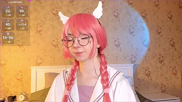 Nora Failure online show from 12-09-24, 04:56