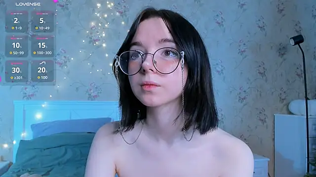 Nora Failure online show from 01-06-25, 08:03