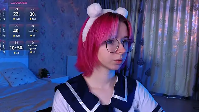 Nora Failure online show from 09-17-25, 04:25