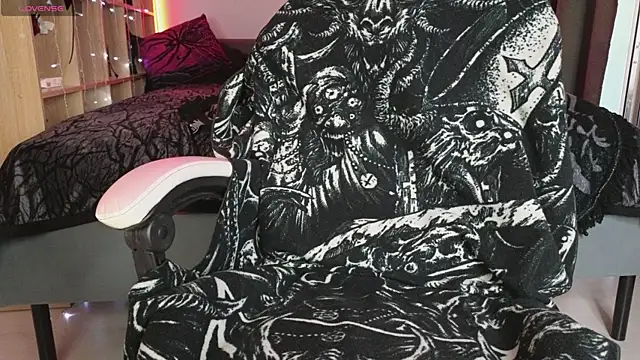 Devil s bride online show from 04-17-26, 05:05