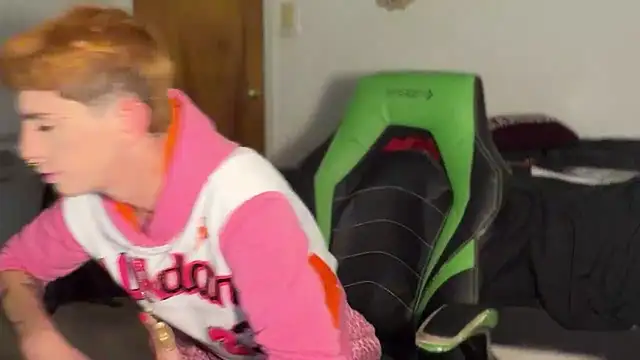 twentywithafelonyy online show from 11-20-25, 06:46