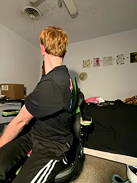 twentywithafelonyy online show from 12-05-25, 11:19