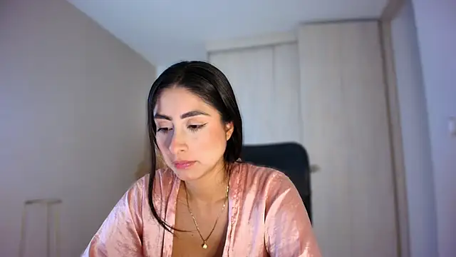 auroracaruso11 online show from 07-12-26, 08:11