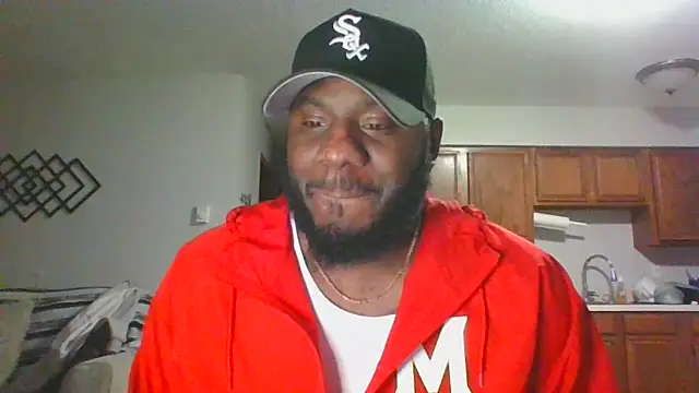 Snapshot of Stayinalive1992 chatting on 02-26-25, 03:21 Stayinalive1992 online show from 02-26-25, 03:21