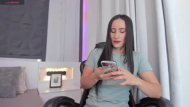 Snapshot of SaraGomez1 chatting on 02-28-25, 06:31 SaraGomez1 online show from 02-28-25, 06:31