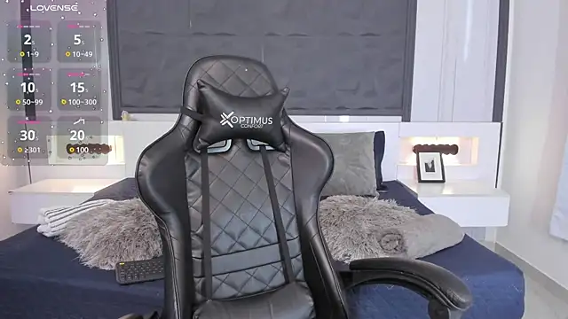 Snapshot of SaraGomez1 chatting on 03-10-25, 02:59 SaraGomez1 online show from 03-10-25, 02:59