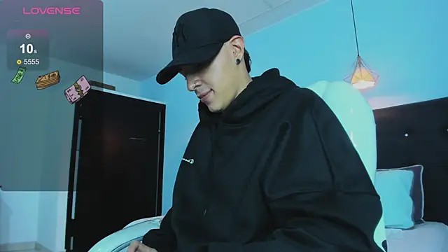 Lobo 17  online show from 11-16-25, 03:45