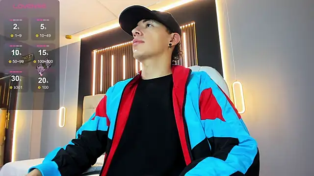 Lobo 17  online show from 04-10-26, 03:34