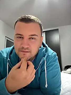 KarlosCarutox online show from 09-17-25, 05:25