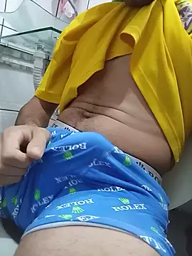 Snapshot of Braga86k chatting on 07-31-26, 03:28 Braga86k online show from 07-31-26, 03:28