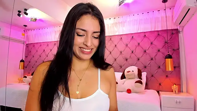 Snapshot of GISELA_RODRIGUEZ chatting on 01-13-25, 11:41 GISELA RODRIGUEZ online show from 01-13-25, 11:41