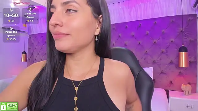 Snapshot of GISELA_RODRIGUEZ chatting on 02-08-25, 11:44 GISELA RODRIGUEZ online show from 02-08-25, 11:44