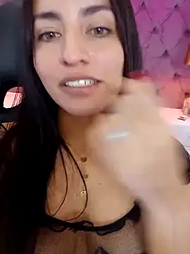 Snapshot of GISELA_RODRIGUEZ chatting on 02-18-25, 03:10 GISELA RODRIGUEZ online show from 02-18-25, 03:10